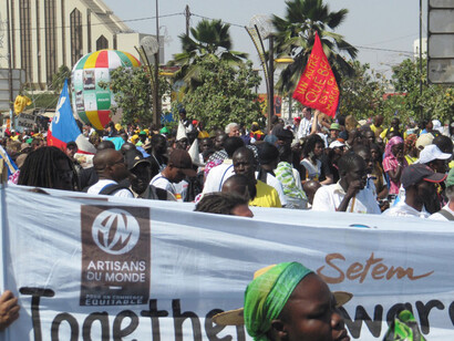 Colectivos de artesanos protestan en Nairobi en el contexto de FSM, 2007