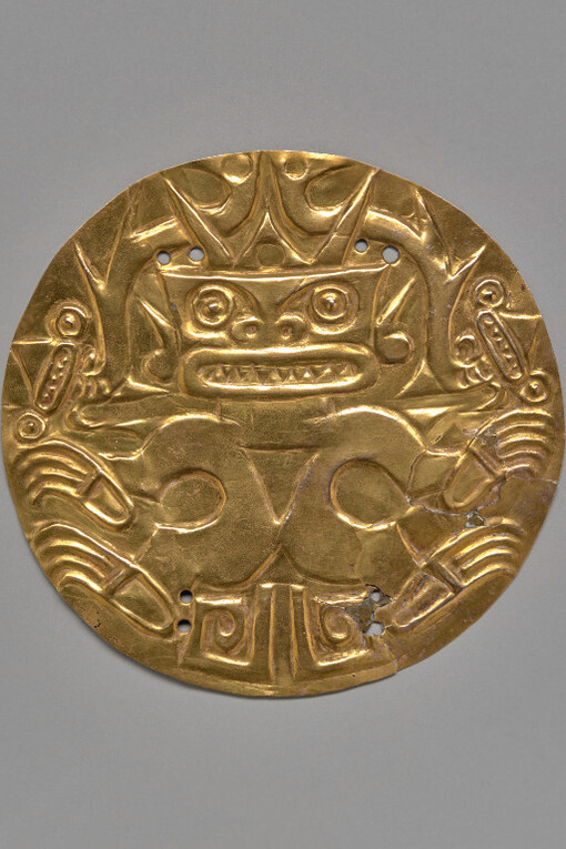 Breastplate with supernatural crocodile, 400–1000 CE. Courtesy of Denver Art Museum