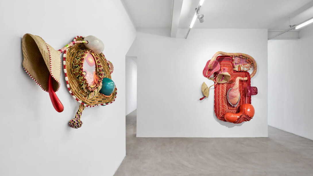Maria Nepomuceno, ∞ ∞ (infinita infinito), vista da exposição. Cortesia de A Gentil Carioca