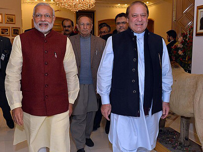 On December 25, 2015, Prime Minister Shri Narendra Modi met with the Prime Minister of Pakistan, Mr. Nawaz Sharif, at Raiwind, Pakistan