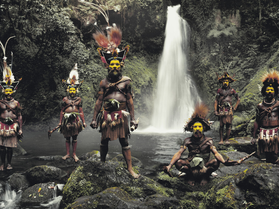 Jimmy Nelson, Tumbu, Hangu, Peter, Hapiya, Kati, Hengene & Steven, Huli Wigmen, Ambua Falls, Tari Valley, Papua New Guinea, 2010