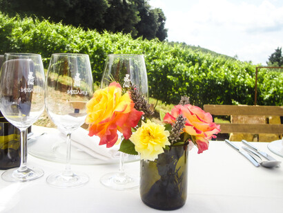 Table setting at Palazzone Brunello winery  © Serena Giovannoni