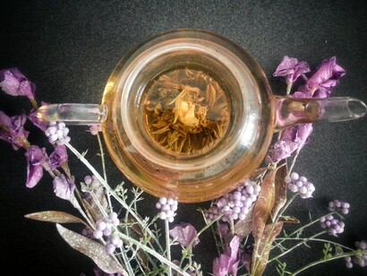 Infusione di tè ai fiori di loto