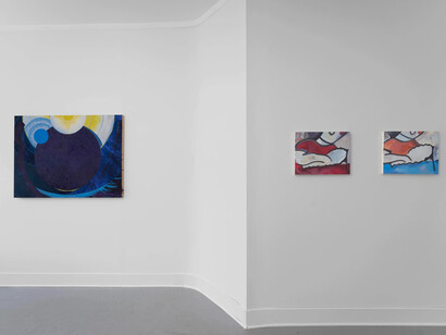 Kerri Ammirata and Emily Davidson, Relay, exhibition view. Courtesy of Mrs. Gallery