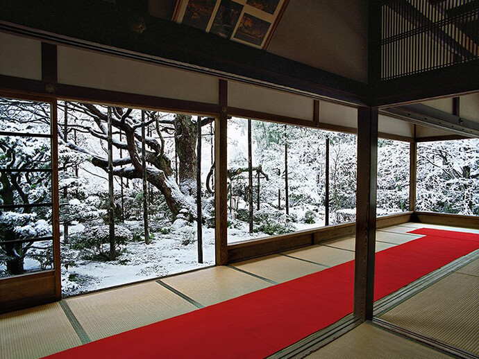 Hōsen-in 1, winter, Northeast Kyoto, 14 February 2011 (14:00–16:30). ©Jacqueline Hassink / Courtesy of Benrubi Gallery, NYC