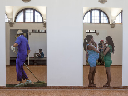 Veduta della mostra, MICHELANGELO PISTOLETTO, One and One makes Three,
Evento collaterale della 57. Esposizione Internazionale d’Arte – La Biennale di Venezia,
Abbazia di San Giorgio Maggiore e Officina dell’Arte Spirituale, Isola di San Giorgio
Maggiore, Venezia, 2017. Courtesy: the artist and GALLERIA CONTINUA, San Gimignano / Beijing / Les Moulins / Habana. Photo by: Oak Taylor-Smith