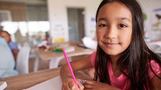 El maestro moderno debe sorprender a su alumno. Nunca una clase debe parecerse a otra