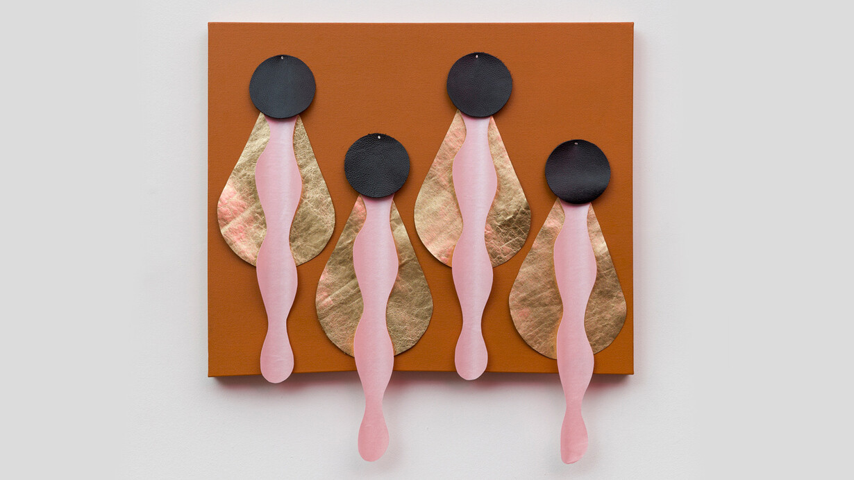 Elle de Bernardini,The Mulata 2021 Cattle leather-synthetic leather and acrylic on canvas 62x60 cm. Courtesy of The Flat