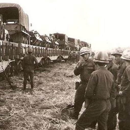 Ambos países movilizaron tropas a la frontera sur, instalando un clima bélico que incluyó simulacros civiles, xenofobia impulsada por los medios y detenciones de ciudadanos chilenos en Argentina
