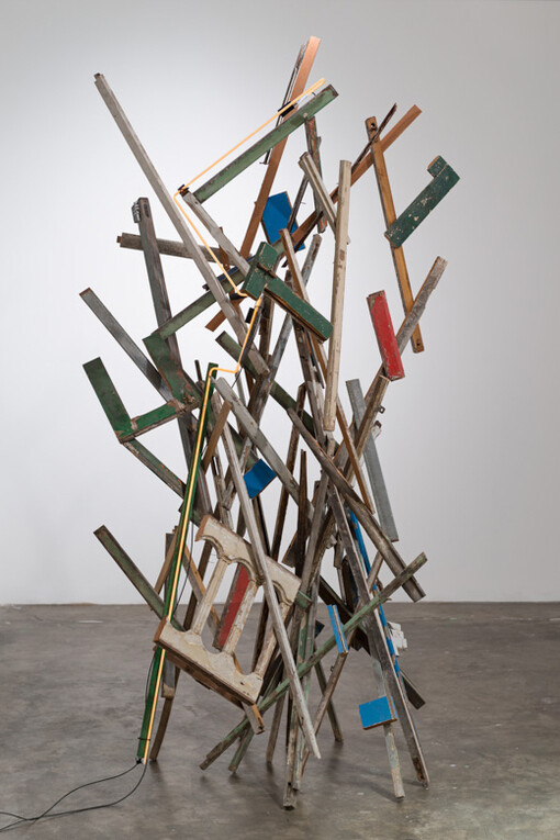 Song Dong, Garbage Aesthetics, Window pieces and neon, 220 x 110 x 90 cm, 2014. Photo: Edouard Fraipont