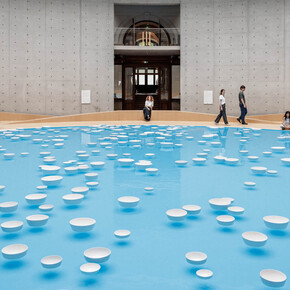 Céleste Boursier-Mougenot, exhibition view. Courtesy of Pinault Collection