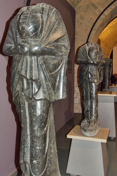 Sacerdote, dal tempio di Iside, Benevento, Italia