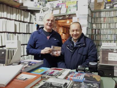 Michele Manzotti con Nigel House di Rough Trade (Londra, febbraio 2013)