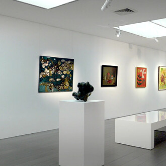 Various artists, Australian 20th-century art, exhibition view. Courtesy of Olsen Gallery