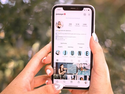 Woman scrolls through social media