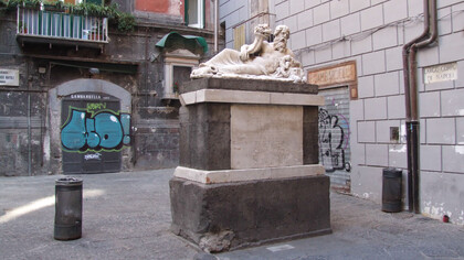 Piazzetta Nilo a Napoli