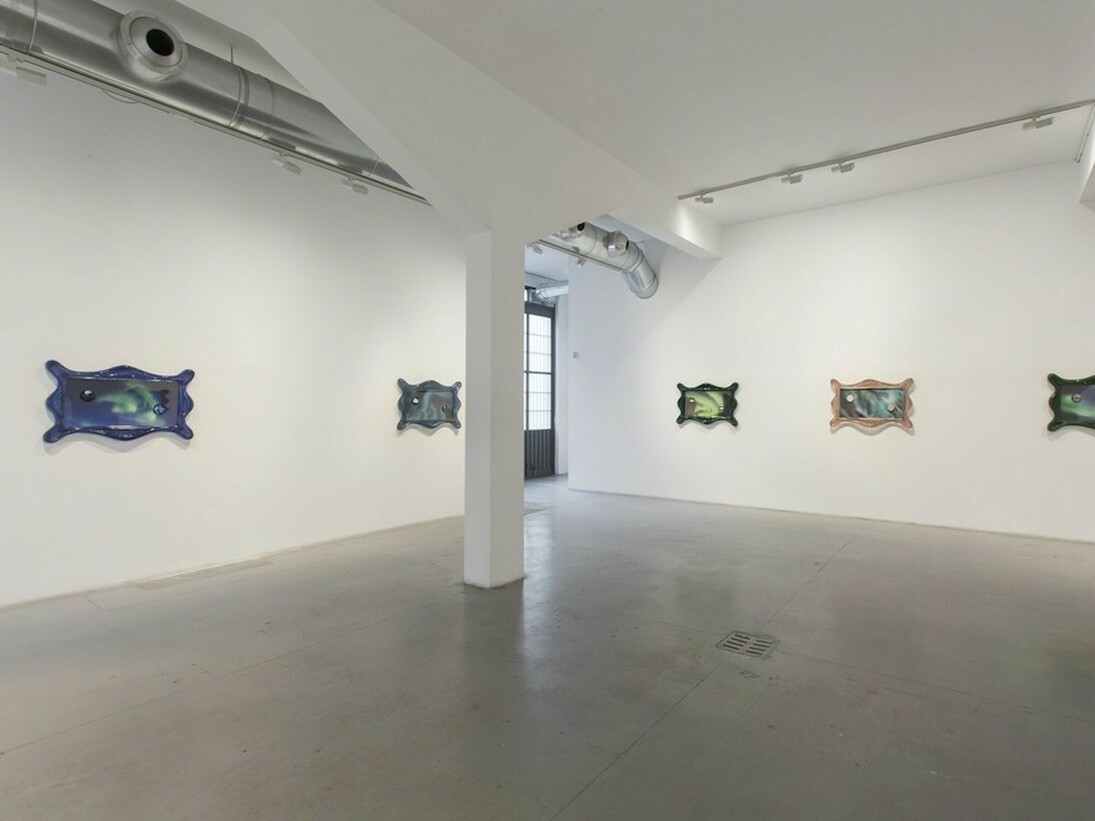 Chiara Dynys. Look Afar, exhibition view. Courtesy of M77 Gallery