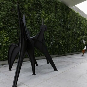 Alexander Calder, Exhibition view. Courtesy of Calder Foundation 