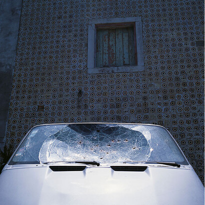 Nathalie Van Doxell, O Ring V #27-06, 2009-2015, Tirage archive inkjet pigmentaire /Archival inkjet pigmentary print, 85 x 85 cm (encadré/framed : 120 x 120 x 6 cm) Edition de/of 3
