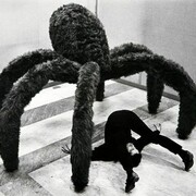 Claudio Abate, senza titolo (Pino Pascali con la Vedova blu, Roma), 1968 © Claudio Abate