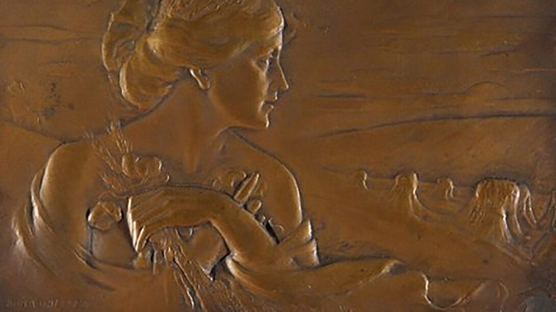 Dora Ohlfsen and the facade commission. Courtesy of Art Gallery of NSW