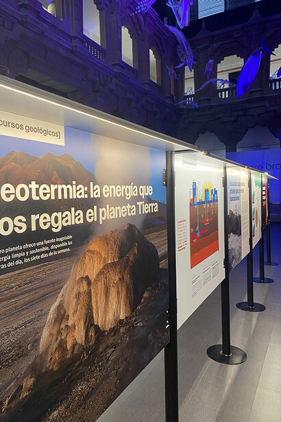 Geology and mining for the habitability of the planet, exhibition view. Courtesy of Casa de la Ciencia 