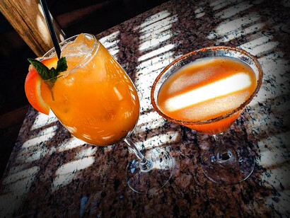 Cócteles de autor con pisco mistral Gabriela y Deshuesado, Restaurant Destilería Mistral en Valle de Elqui, Chile
