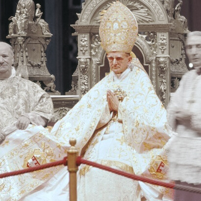 Papa Paolo VI durante la seconda sessione del Concilio Vaticano II, 1963-65. Foto originale di Lothar Wolleh