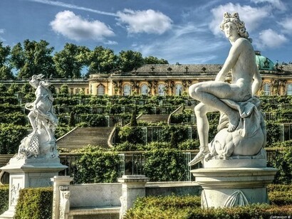 Schloss und Park Glienicke Sanssouci von Potsdam