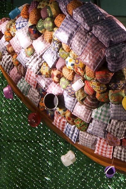 Barthélémy Toguo, Road to Exile, 2015, courtesy Galleria Lelong, Paris e Barthélémy Togue, Camerun