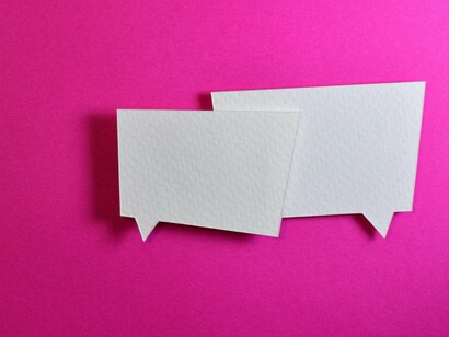 Na verdade, em geral, as línguas eram o factor gerador na sua imaginação: a partir delas, que foi aperfeiçoando até à sua morte, ia compondo filologicamente que desenvolvia as culturas correspondentes. Por isso, considerou mortas línguas visando a comunicação internacional como o Volapuque (criada em 1879-80 por Johann Martin Schleyer), o Esperanto (concebido em 1887 por  Ludwik Lejzer Zamenhof), o “Ido” (criado por L. L. Zamenhof e divulgado em 1907) e o “Novial” (da autoria de Otto Jespersen em 1928) exactamente pelo facto de os seus inventores não terem construídos culturas correspondentes, que as adensassem