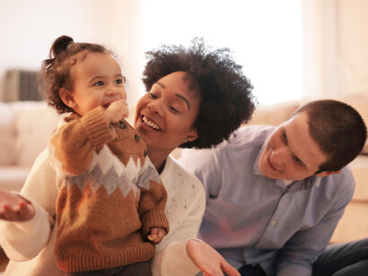 Existen factores ambientales muy importantes que contribuyen a que se expresen cualidades genéticas del niño