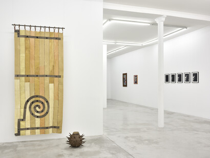 Installation View, Danser sur les traces, 2024. Courtesy of Praz-Delavallade