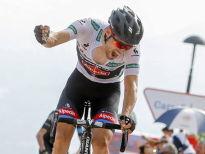 Tom Dumoulin al traguardo