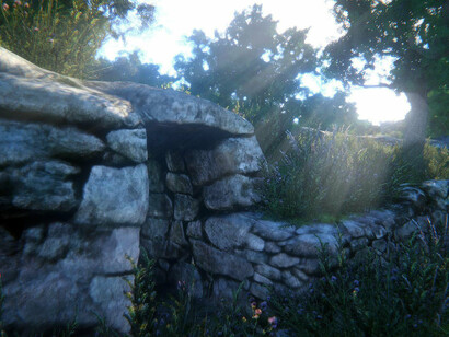 Ricostruzione 3D di una muraglia megalitica risalente al neolitico recente. Il sito Archeologico è stato completamente ricostruito in 3D mediante le tecniche della fotogrammetria aerea a bassa quota e al suolo per una estensione complessiva di 2 Ettari. Il visitatore, munito di gamepad, può muoversi liberamente all’interno di quest’area e interagire con le informazioni dei principali punti di interesse