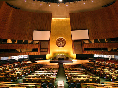 Sala de la Asamblea General de las Naciones Unidas en la ciudad de Nueva York, 17-12-2006. Foto por Patrick Gruban