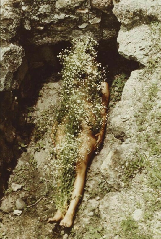 Ana Mendieta, Imagen de Yagul, 1973, Lifetime colour photograph, 48.3 x 31.8 cm, Courtesy Glenstone, © The Estate of Ana Mendieta Collection, Courtesy Galerie Lelong, New York