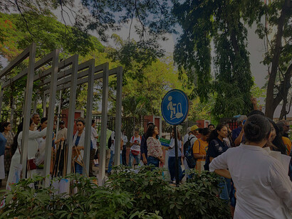 The Chipko Andolan 2023, a protest staged along the Mutha River in Deccan, Pune, sought to protect thousands of trees threatened by the Pune Municipal Corporation’s new river rejuvenation project