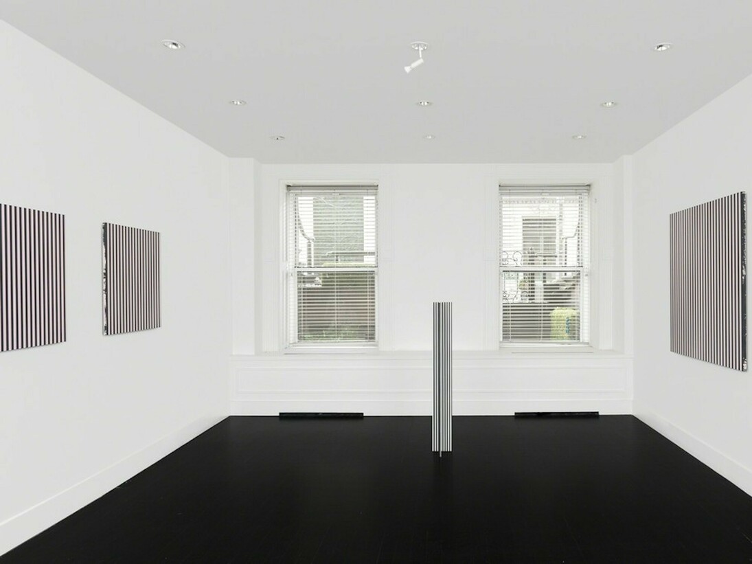Michael Scott, exhibition view. Courtesy of Sandra Gering Inc