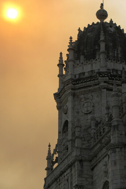 Lisboa, esfera armilar no topo do Mosteiro dos Jerónimos 