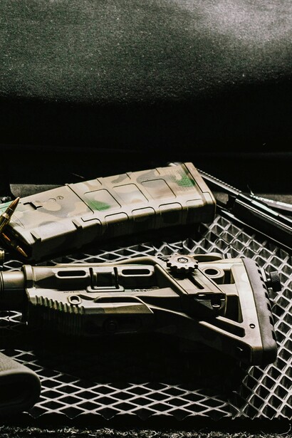 La pressione degli Stati Uniti per un aumento della spesa militare tra i membri europei della NATO può generare tensioni politiche e sociali all’interno dell’UE, dove alcuni paesi preferirebbero investire in altri settori 