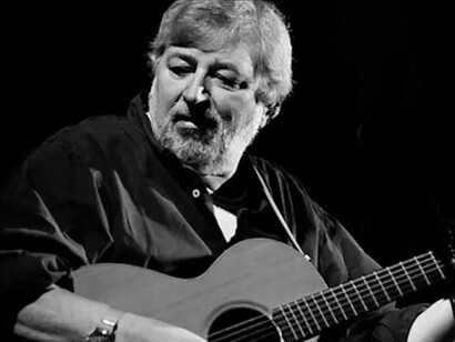 Temi scomodi, condivisi da Augusto Daolio con Francesco Guccini, l’amico di sempre