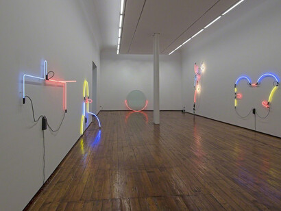 Keith Sonnier. Courtesy of Galleria Fumagalli