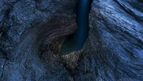 Alexander Page, Wherethrough gleams that untravelled world (C-Type mounted on aluminium 68.5cm x 76.2cm) 2013