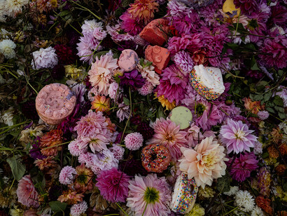 Cig Harvey, Cake and Dahlias (detail), Camden, Maine, 2023. © Cig Harvey, Courtesy Robert Mann Gallery
