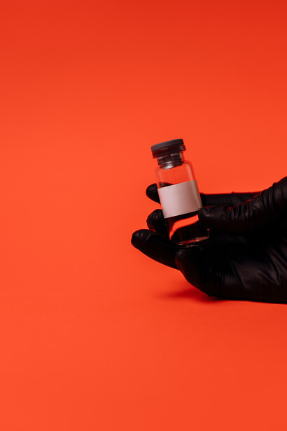 Vaccin. En dépit du scepticisme de bien des savants, les campagnes de vaccination se développent sous Pasteur, gagnant toute l’Europe et la Russie