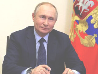 La condanna colpirebbe Putin solo in caso uscisse dai confini della Russia e andasse in uno degli oltre 120 Paesi che riconoscono la giurisdizione della Cpi