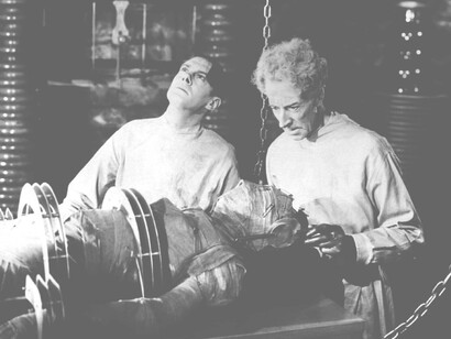 Frankenstein, lo scienziato che dà vita, assemblando pezzi di cadavere, ad un mostro senz’anima
