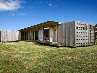 Architecture of New Zealand: Compson Bach by Herbst Architects