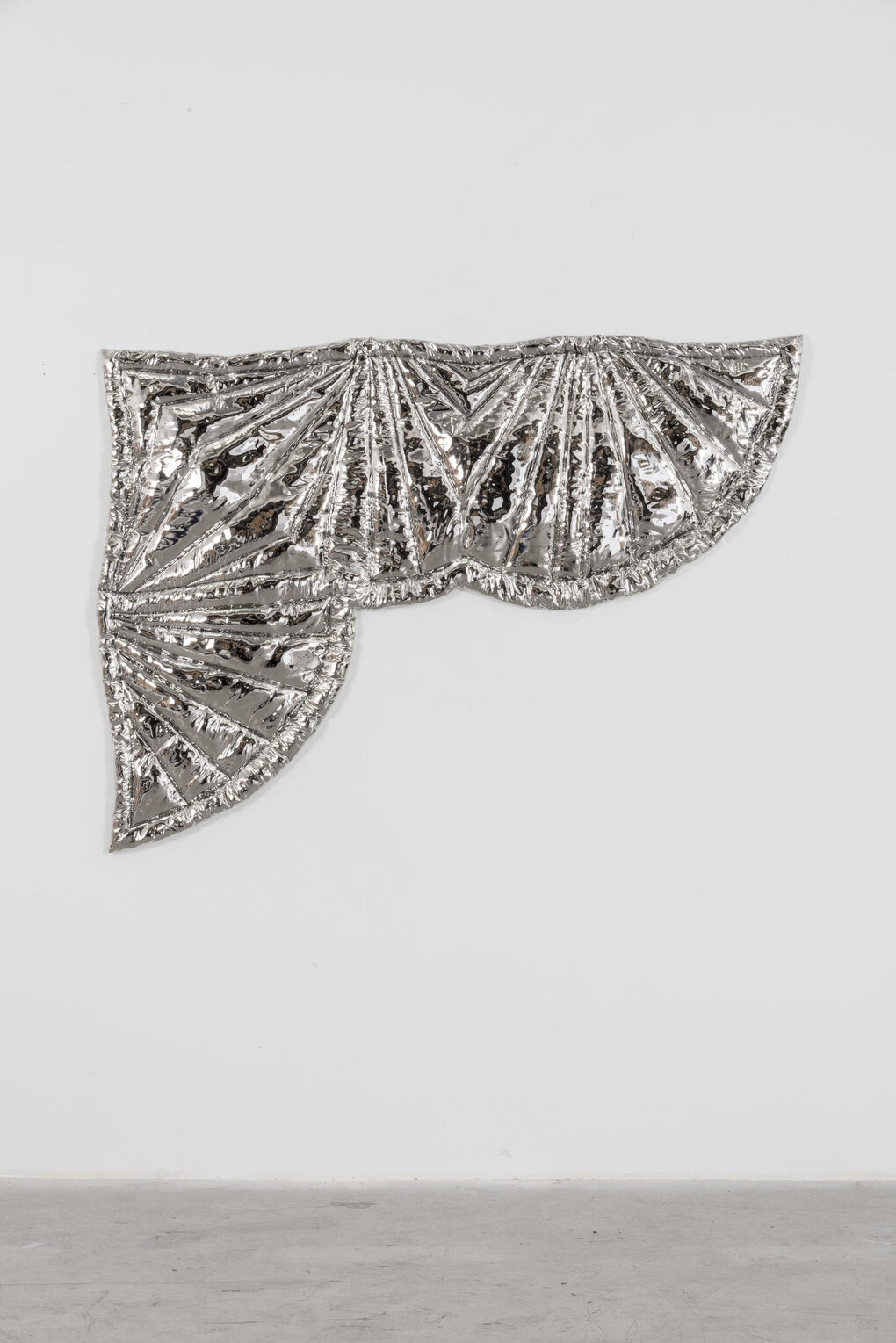 Joel Morrison, Minimal Glock, 2015, Stainless steel, 106,7 x 152,4 x 7,6 cm - 42 x 60 x 3 inches, Edition of 2 + 1 AP, Courtesy of the Artist and Almine Rech Gallery, Photo: Joshua White © Joel Morrison